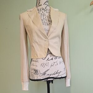 Chic Cream Women's Blazer